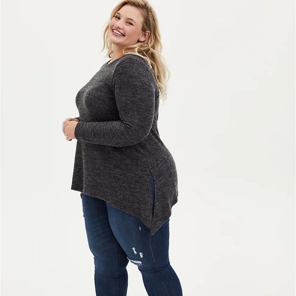 Torrid 1 Super Soft Plush Black Lattice Back Tee - Picture 2 of 4